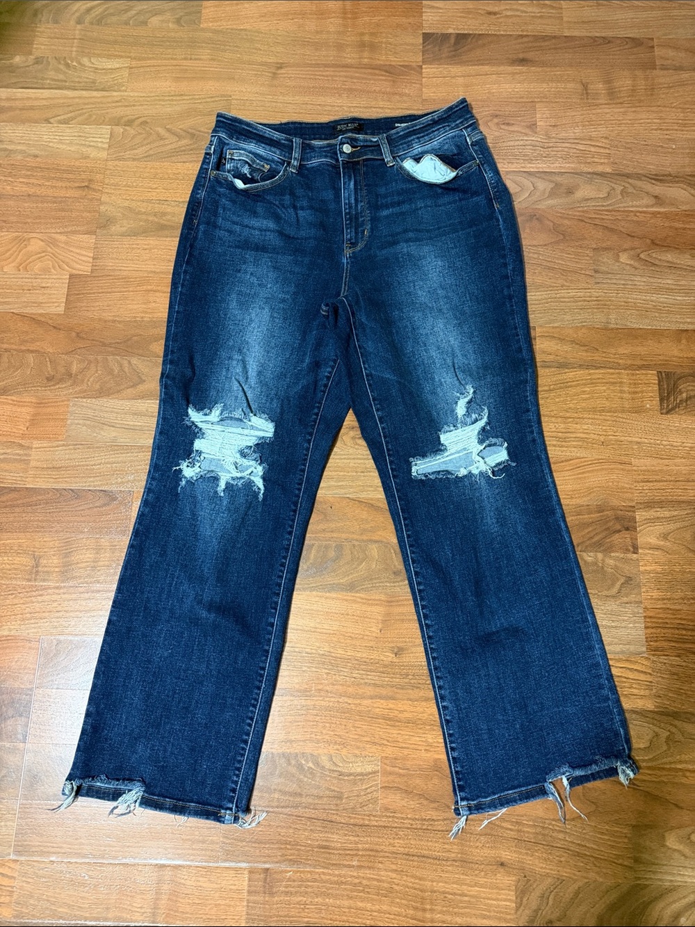 Judy Blue Dark Blue Distressed Women’s Jeans